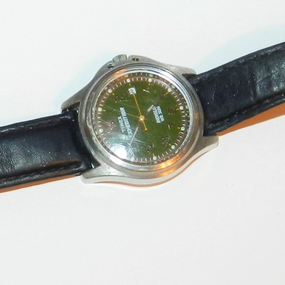 Timex Expedition INDIGLO WR 50M Green Dial Women's w/ Date - Picture 2 of 8